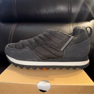 Merrell Alpine Moc Strap Polar women’s size 7 new in the box